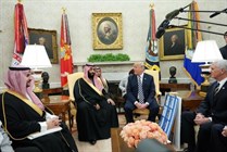 إدارة ترامب تقدم استراتيجية جديدة لبيع الأسلحة إدارة ترامب تقدم استراتيجية جديدة لبيع الأسلحة