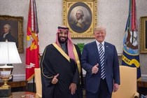 مجلة أمريكية: ترامب يجعل جيشه مرتزقة يخدمون السعودية