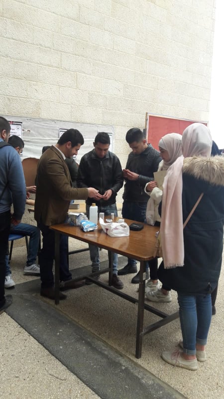 كتلة نضال الطلبة تنظم يوماً طبياً في جامعة النجاح الوطنية كتلة نضال الطلبة تنظم يوماً طبياً في جامعة النجاح الوطنية
