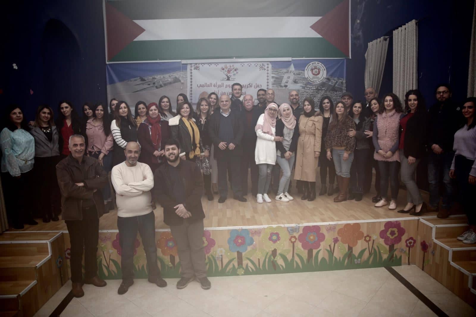 جمعية ايلياء للتنمية وسيدة البشارة ومدرسة مارمتري بالبلدة القديمة بالقدس يكرمان المرأة بالثامن من اذار جمعية ايلياء للتنمية وسيدة البشارة ومدرسة مارمتري بالبلدة القديمة بالقدس يكرمان المرأة بالثامن من اذار