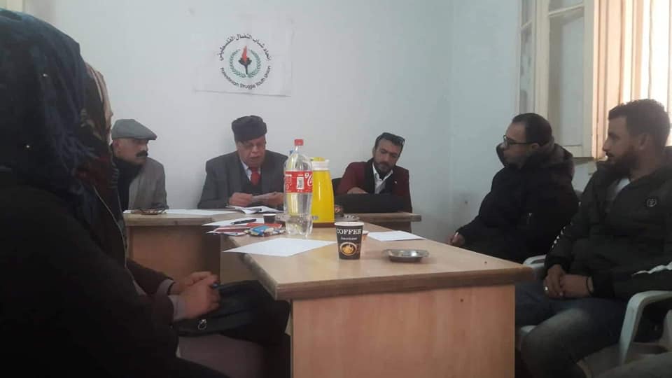 خلال اجتماع لهيئات اتحاد شباب النضال برفح وخانيونس أبوضلفة يدين القرصنة الاسرائيلية لأموال المقاصة