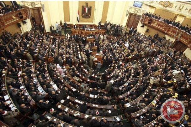 برلمان مصر يوافق نهائيا على زيادة مدة السيسي وتعيين نواب للرئيس برلمان مصر يوافق نهائيا على زيادة مدة السيسي وتعيين نواب للرئيس