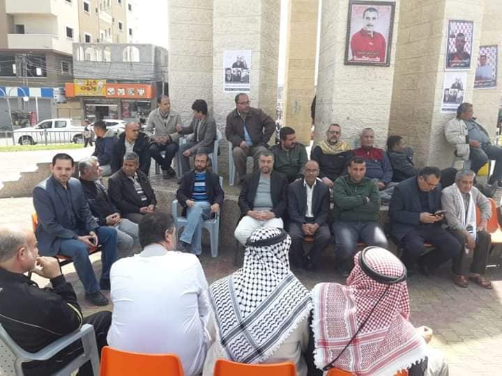شباب النضال برفح يحيي الحركة الاسيرة داخل السجون الاسرائيلية شباب النضال برفح يحيي الحركة الاسيرة داخل السجون الاسرائيلية