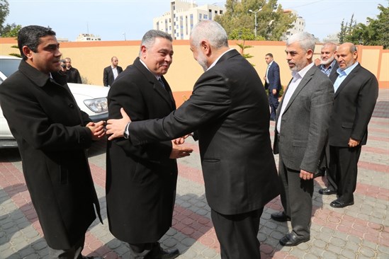 اسرائيل تخشى الانفجار- مصر تدعو الفصائل للقاءات سياسية بعد العيد اسرائيل تخشى الانفجار- مصر تدعو الفصائل للقاءات سياسية بعد العيد