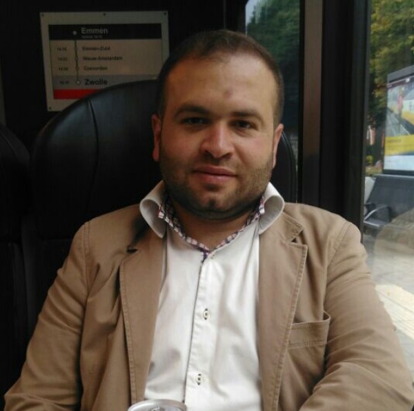 شاعر فلسطيني يردّ على الإعلامي السعودي فهد الشمري شاعر فلسطيني يردّ على الإعلامي السعودي فهد الشمري