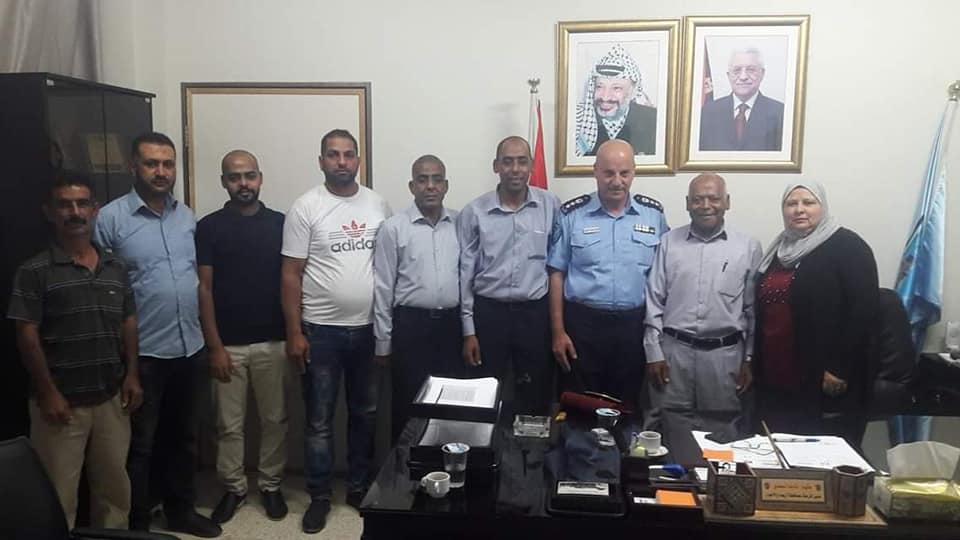 النضال الشعبي فرع أريحا و الأغوارتلتقي مدير مديرية شرطة أريحا و الأغوار و الهيئة الادارية لنادي هلال أريحا النضال الشعبي فرع أريحا و الأغوارتلتقي مدير مديرية شرطة أريحا و الأغوار و الهيئة الادارية لنادي هلال أريحا