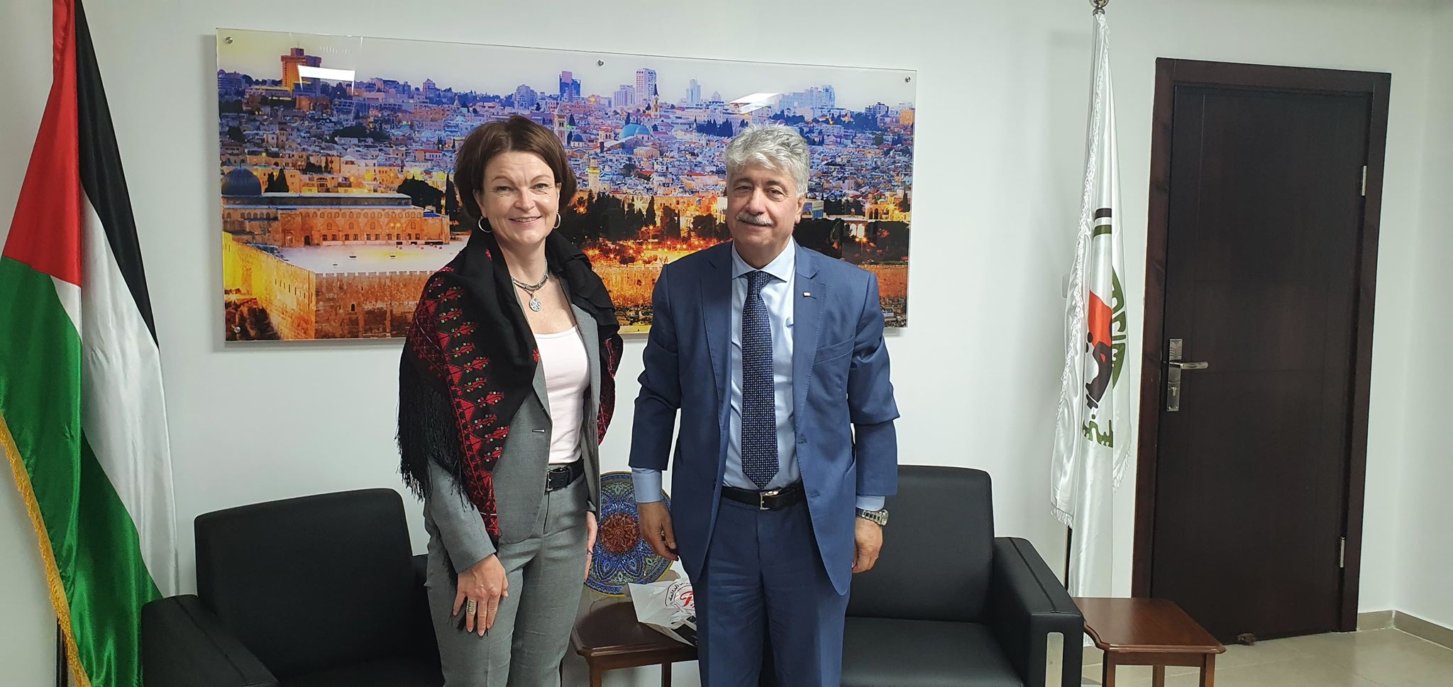 خلال لقائه سفيرة فلندا د. مجدلاني ارادة شعبنا سوف تنتصر على وباء الاحتلال ووباء كورونا بدعم اصدقاء دولة فلسطين
