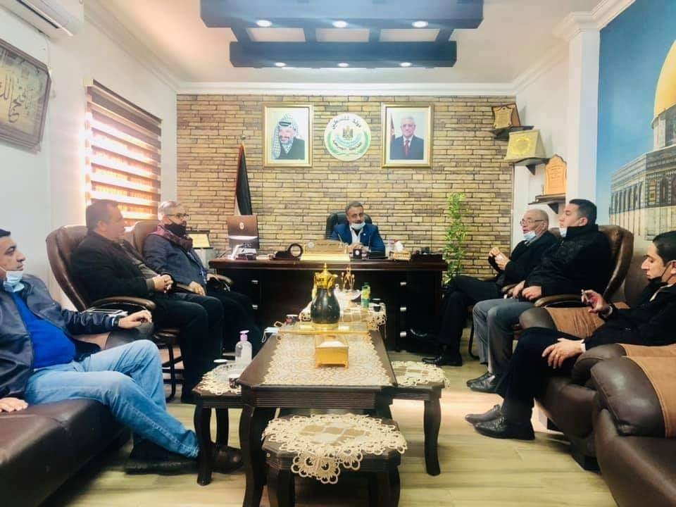 جبهة النضال تلتقي مدير الضابطة الجمركية بطولكرم جبهة النضال تلتقي مدير الضابطة الجمركية بطولكرم