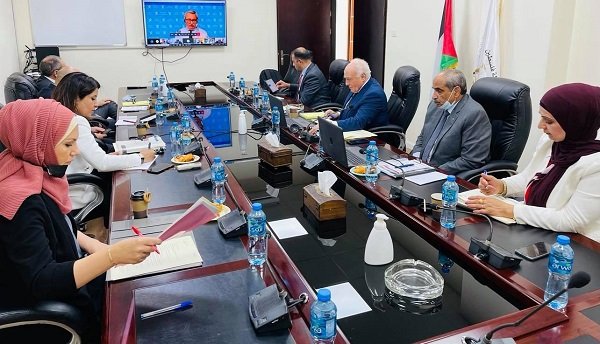 هل تحتاج فلسطين مساعدات مالية دولية؟ تسوية الملفات المالية العالقة مع إسرائيل توفر 500 مليون دولار للخزينة الفلسطينية سنويا