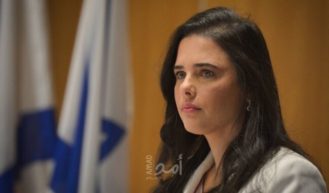 شاكيد: يمينا سيستقيل من الحكومة إذا تقدم لابيد بمقترح إقامة دولة فلسطينية