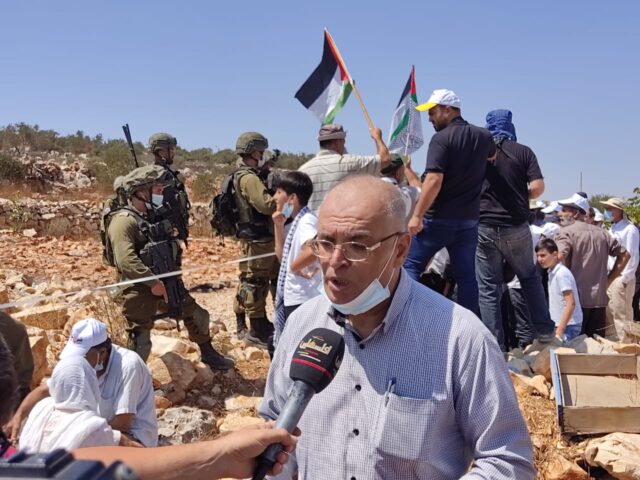 لقاء مصور عبر تلفزيون فلسطين مع الرفيق حكم طالب في سلفيت