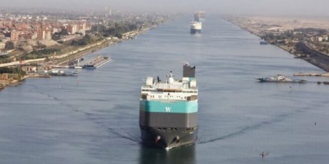قناة السويس تسجل أكبر إيرادات سنوية في تاريخها