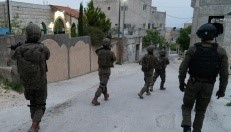 اعتقالات بالضفة اعتقالات بالضفة