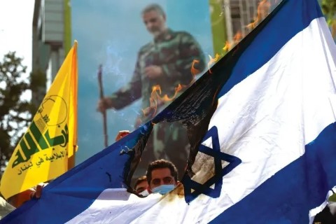مسؤول عسكري إسرائيلي: في حالة الحرب أمام “حزب الله” لن يبقى حجر على حجر مسؤول عسكري إسرائيلي: في حالة الحرب أمام “حزب الله” لن يبقى حجر على حجر
