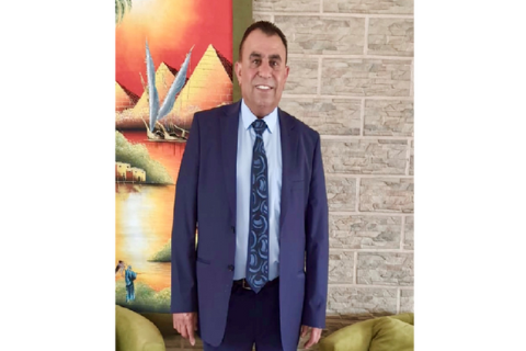 تأملات وقراءة في قصيدة” مسافتي المقيدة” مفيد عرقوب