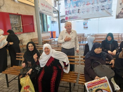 النضال الشعبي تشارك فى الوقفة التضامنية مع أسرانا فى سجون الاحتلال النضال الشعبي تشارك فى الوقفة التضامنية مع أسرانا فى سجون الاحتلال