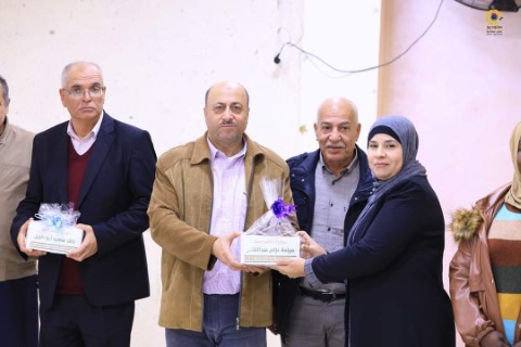 النضال الشعبي تشارك بحفل تكريم مجمع مدارس الغوث بمخيم طولكرم النضال الشعبي تشارك بحفل تكريم مجمع مدارس الغوث بمخيم طولكرم