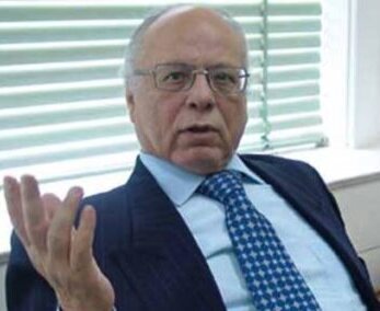 يهود أمريكا يحذّرون إسرائيل .. بقلم :عاطف الغمري يهود أمريكا يحذّرون إسرائيل .. بقلم :عاطف الغمري