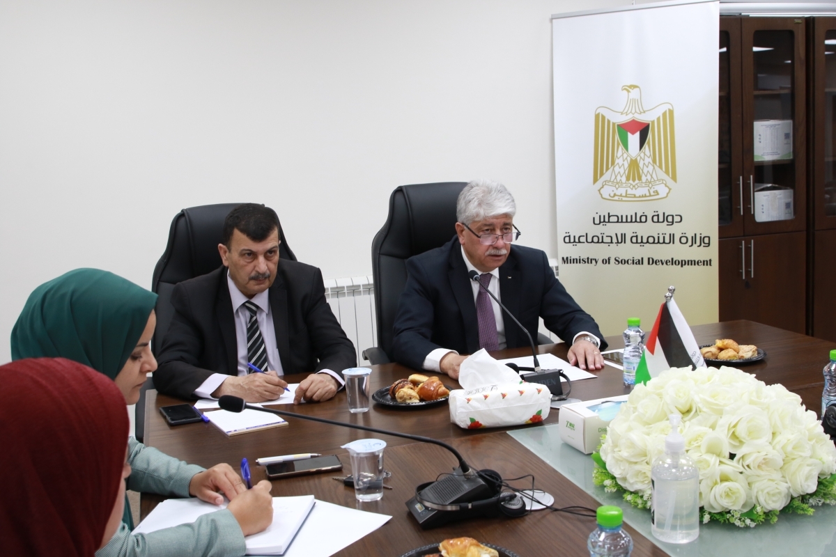 إطلاق الاستراتيجية الوطنية لمكافحة الفقر متعدد الأبعاد إطلاق الاستراتيجية الوطنية لمكافحة الفقر متعدد الأبعاد