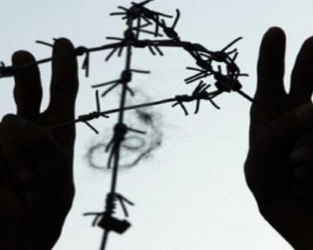 خمسة معتقلين يواصلون إضرابهم عن الطعام رفضا لاعتقالهم الإداري خمسة معتقلين يواصلون إضرابهم عن الطعام رفضا لاعتقالهم الإداري