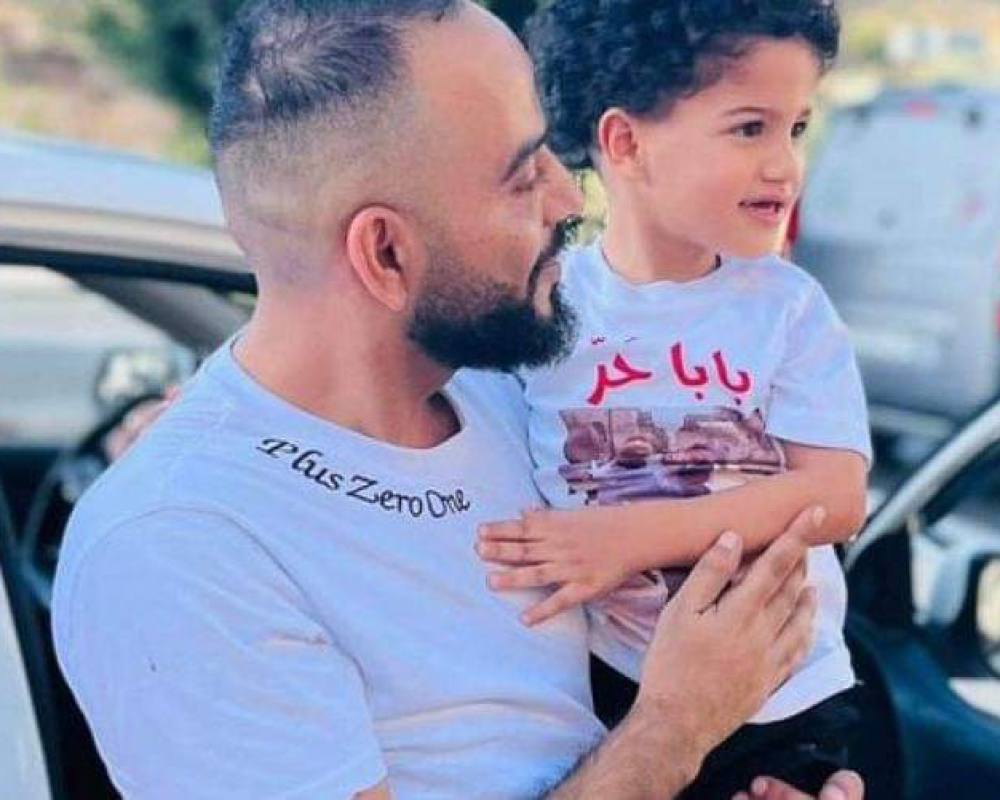 الاسير محمد ابو عكر .. قصة وجع والم لعائلة واجهت الظروف القاسية بفعل الاحتلال الاسير محمد ابو عكر .. قصة وجع والم لعائلة واجهت الظروف القاسية بفعل الاحتلال