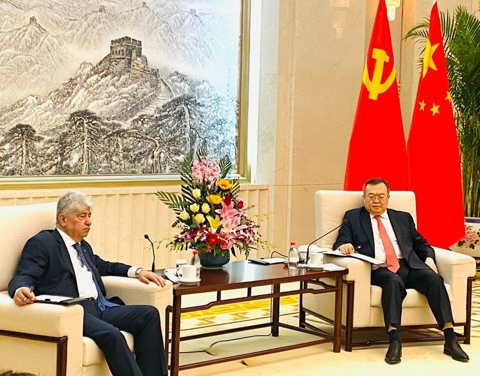 النضال الشعبي تتلقى برقية تهنئة من اللجنة المركزية للحزب الشيوعي الصيني بمناسبة الذكرى الـ56 لانطلاقتها النضال الشعبي تتلقى برقية تهنئة من اللجنة المركزية للحزب الشيوعي الصيني بمناسبة الذكرى الـ56 لانطلاقتها