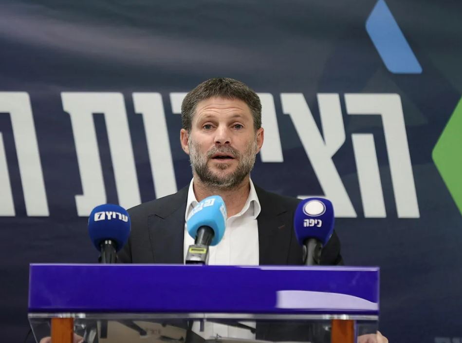 سموتريتش يجمد تحويل أموال للخطة الخمسية بالقدس سموتريتش يجمد تحويل أموال للخطة الخمسية بالقدس