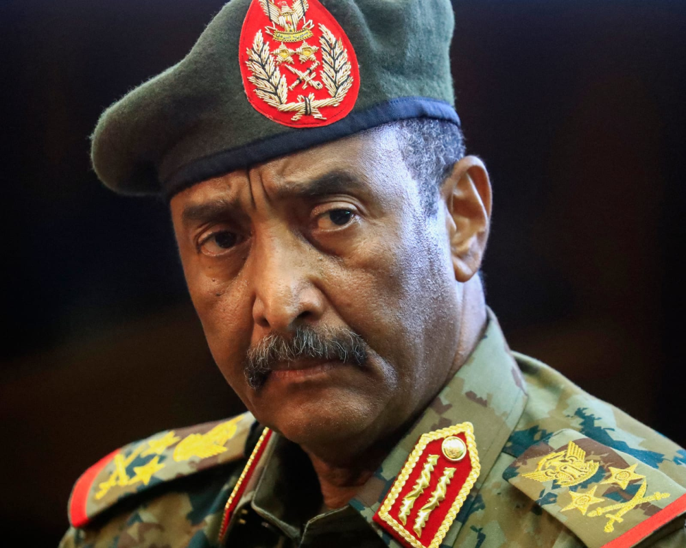 البرهان يصدر قراراً بحل قوات “الدعم السريع” في السودان البرهان يصدر قراراً بحل قوات “الدعم السريع” في السودان