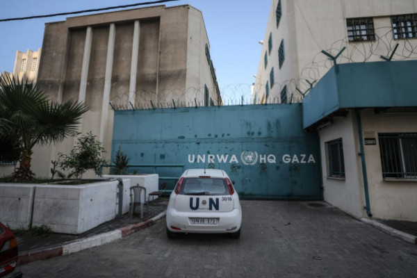 مفوض عام أونروا: لا أدري إذا سنتمكن من دفع رواتب أكتوبر ونوفمبر مفوض عام أونروا: لا أدري إذا سنتمكن من دفع رواتب أكتوبر ونوفمبر