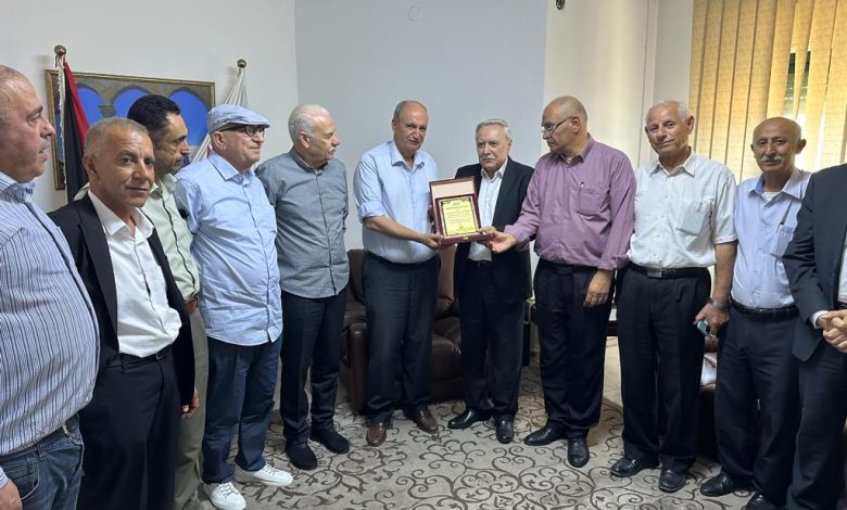 القوى الوطنية والإسلامية تكرّم القامة الوطنية والقومية الرفيق قيس عبد الكريم ( أبو ليلى ) القوى الوطنية والإسلامية تكرّم القامة الوطنية والقومية الرفيق قيس عبد الكريم ( أبو ليلى )