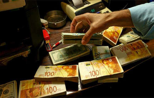 سلطة النقد تحذّر من التلاعب بأسعار الصرف سلطة النقد تحذّر من التلاعب بأسعار الصرف
