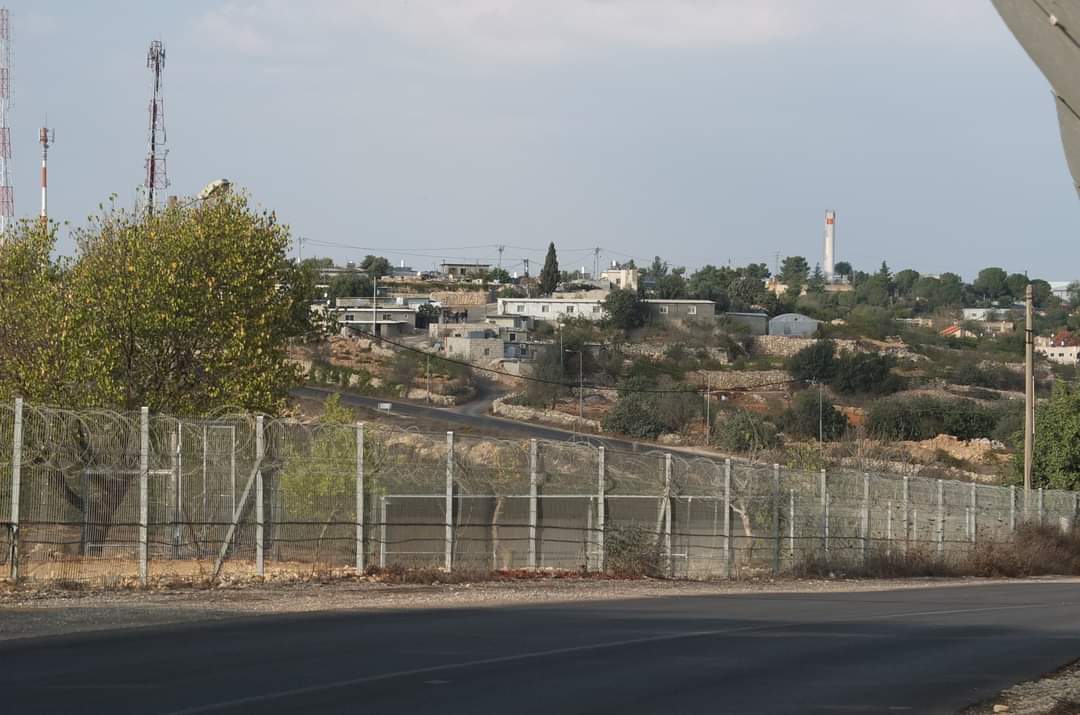 بيت زكريا.. تجمع فلسطيني يتحدى الاستيطان والاقتلاع بيت زكريا.. تجمع فلسطيني يتحدى الاستيطان والاقتلاع