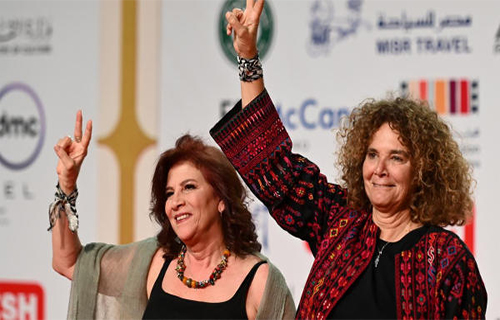 “حالة عشق” الفلسطيني.. ثلاث جوائز في مهرجان القاهرة السينمائي الدولي “حالة عشق” الفلسطيني.. ثلاث جوائز في مهرجان القاهرة السينمائي الدولي