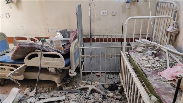 مصادر طبية: مستشفيات قطاع غزة تعاني نقصا حادا في الأكسجين مصادر طبية: مستشفيات قطاع غزة تعاني نقصا حادا في الأكسجين