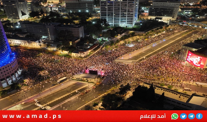 عشرات الآلاف يتظاهرون ضد قرار نتنياهو باستئناف الحرب على غزة وإقالة رئيس “الشاباك” عشرات الآلاف يتظاهرون ضد قرار نتنياهو باستئناف الحرب على غزة وإقالة رئيس “الشاباك”