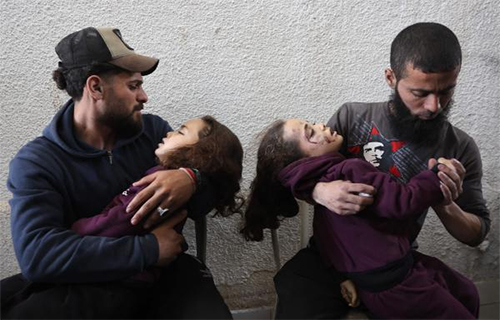 45 شهيداً.. قصف مستشفى ومدرسة وتعميق العدوان البري شرق مدينة غزة 45 شهيداً.. قصف مستشفى ومدرسة وتعميق العدوان البري شرق مدينة غزة