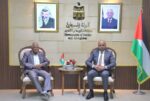 حمايل يستقبل وفد من جبهة النضال الشعبي