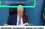 دبوس النكبة على صدر عباس يثير مخاوف تل أبيب من “طوفان لتدمير إسرائيل”