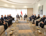 هأرتس : اسرائيل ترفض دخول اعضاء لجنة تكنوقراط لغزة ما عرقل وصولهم المقرر هذا الاسبوع