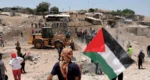 النضال الشعبي : قرار إخلاء الخان الأحمر هدفه احكام السيطرة على القدس وتنفيذ ما يسمى E1 النضال الشعبي : قرار إخلاء الخان الأحمر هدفه احكام السيطرة على القدس وتنفيذ ما يسمى E1