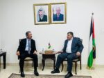 محافظ نابلس يستقبل السفير رزق النمورة عضو المكتب السياسي لجبهة النضال الشعبي الفلسطيني
