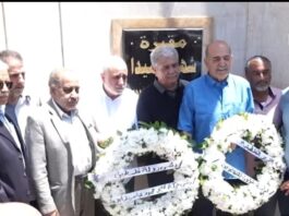 د.فريد إسماعيل خلال تكليل اضرحة الشهداء: الأضحى محطة لاستذكار شهدائنا ومناسبة لتجديد العهد”.